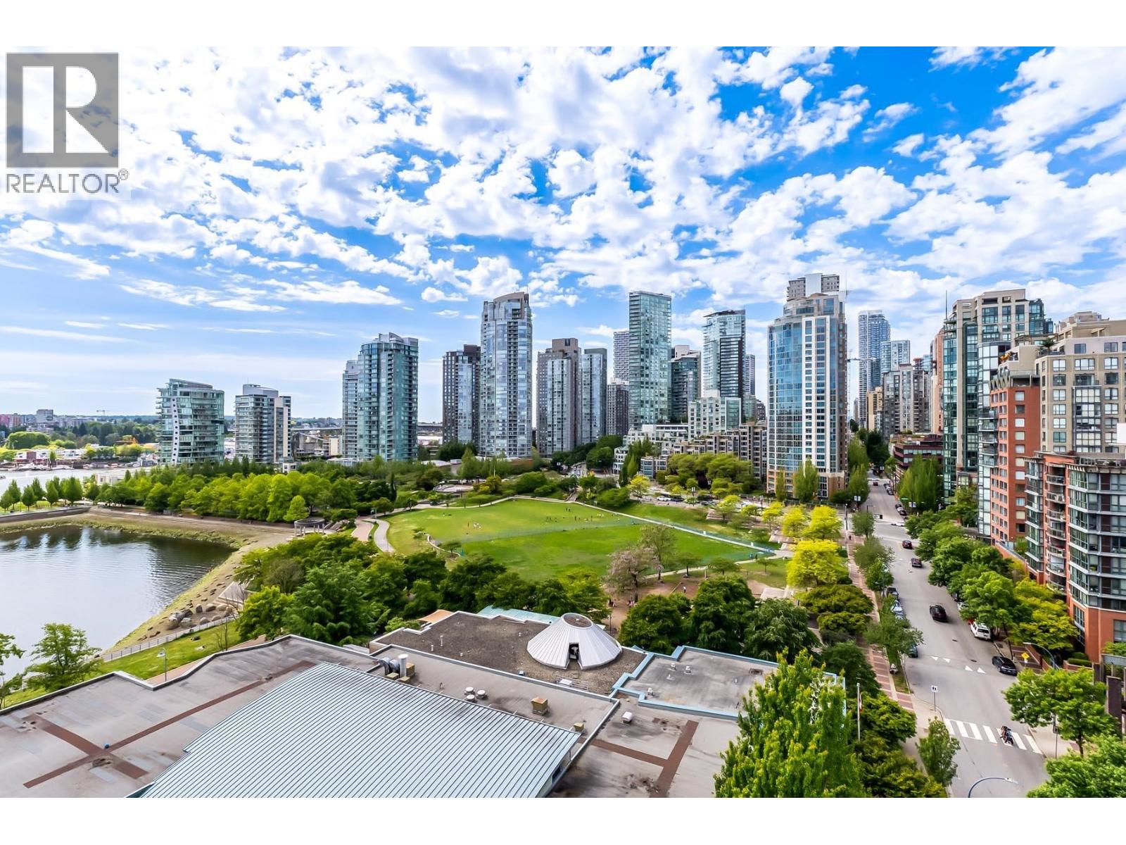 1383 Marinaside Crescent Unit 1605, Vancouver, BC V6Z 2W9