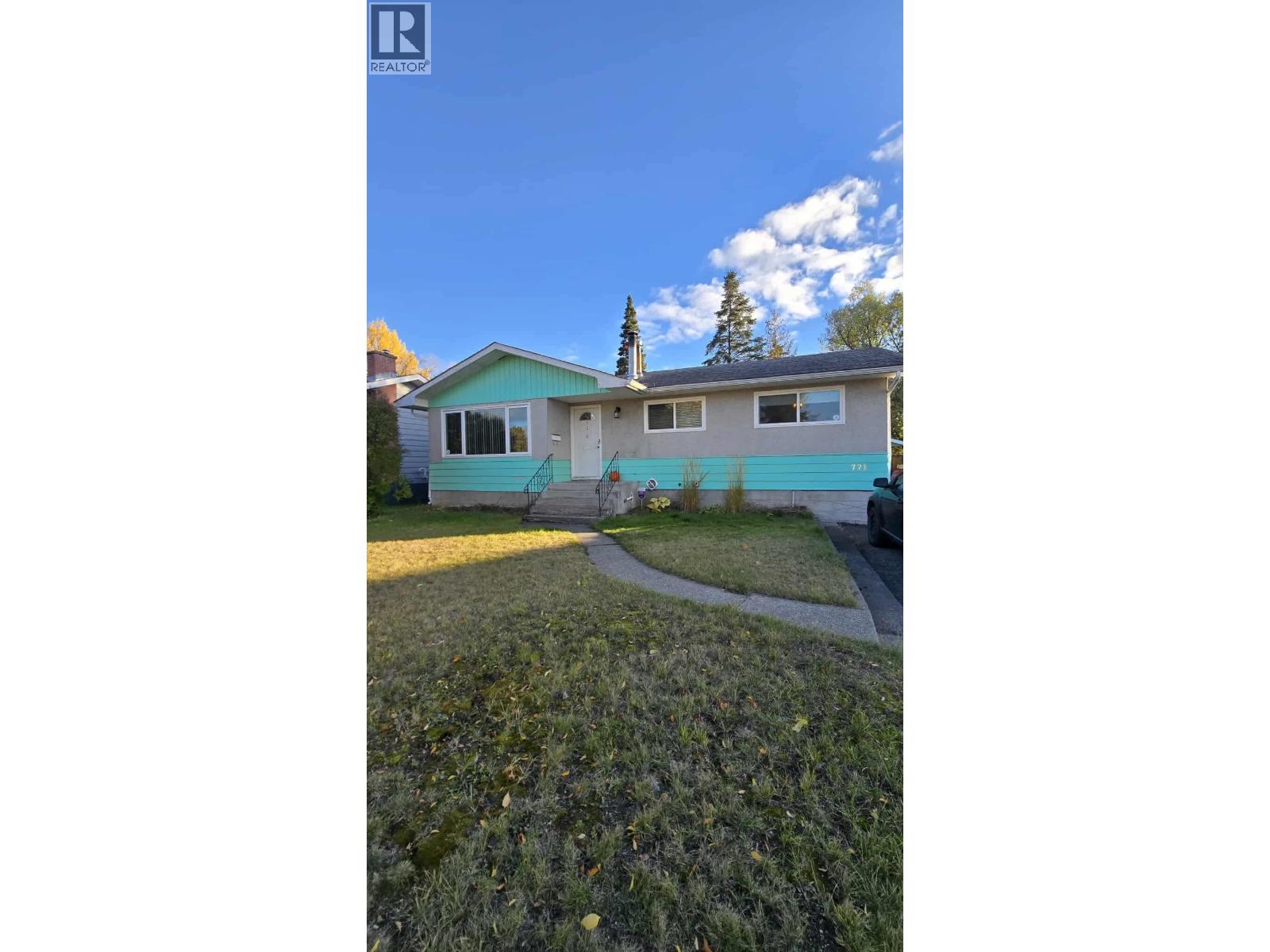 771 Youngs Ave, Prince George, BC V2M 3V5