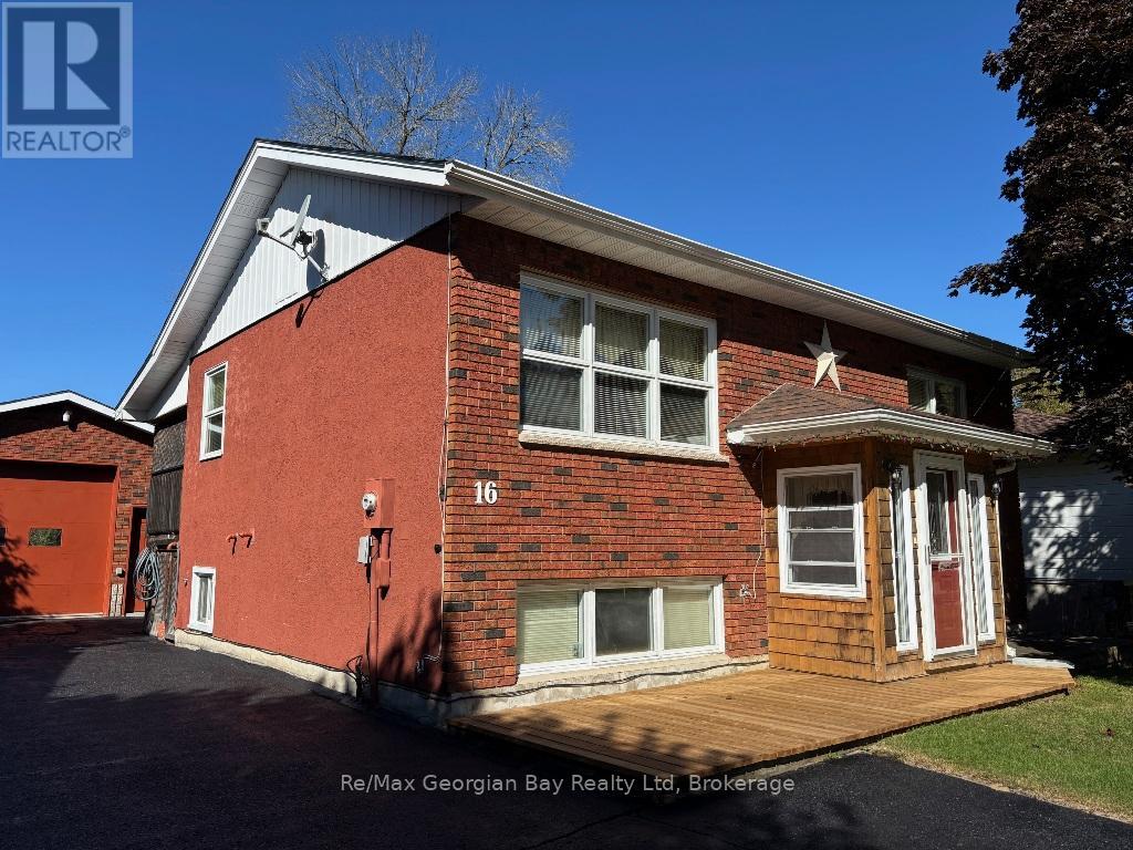 16 Community Centre Dr, Severn, ON L0K 1E0