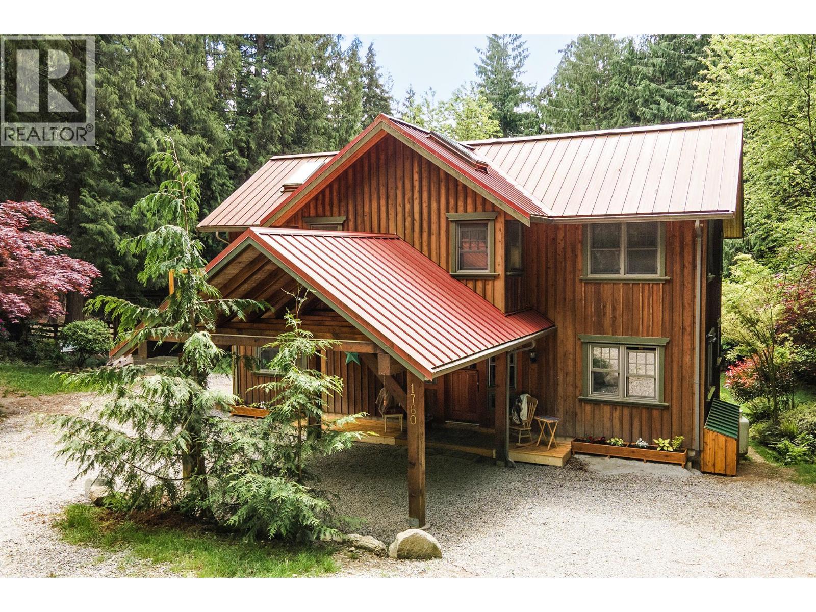 1760 Pell Rd, Roberts Creek, BC V0N 2W1