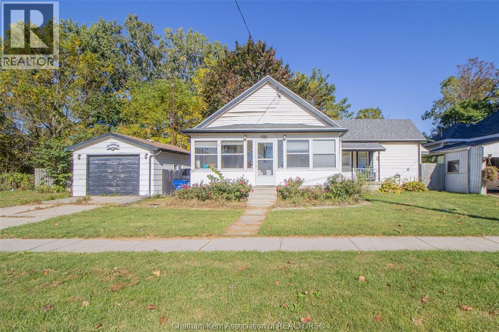 395 Park St, Chatham, ON N7M 3S7