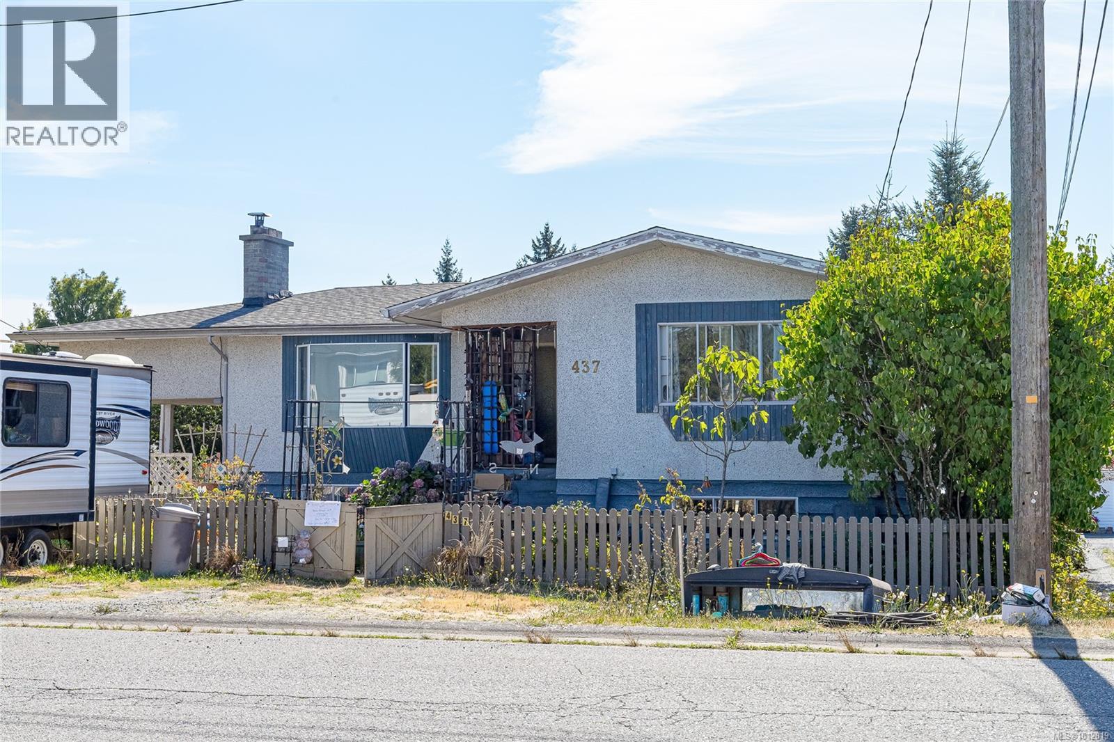 437 Methuen St, Ladysmith, BC V9G 1B8