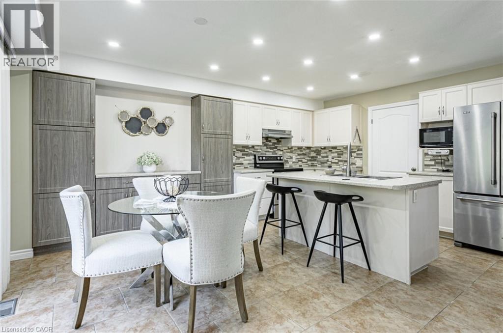 13 Ridgewood Ct, Woodstock, ON N4T 0E5