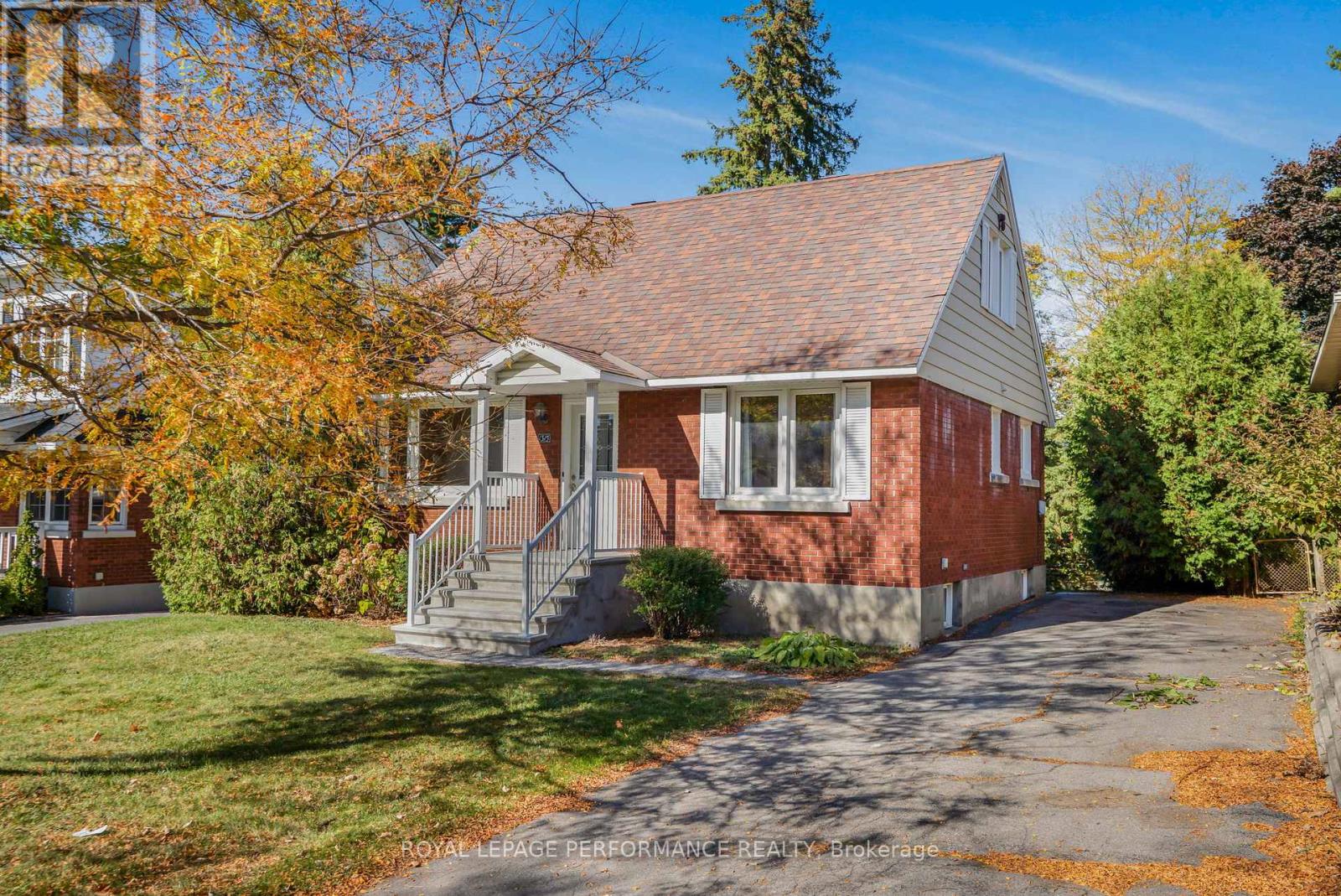 1315 Kilborn Ave, Ottawa, ON K1H 6L2