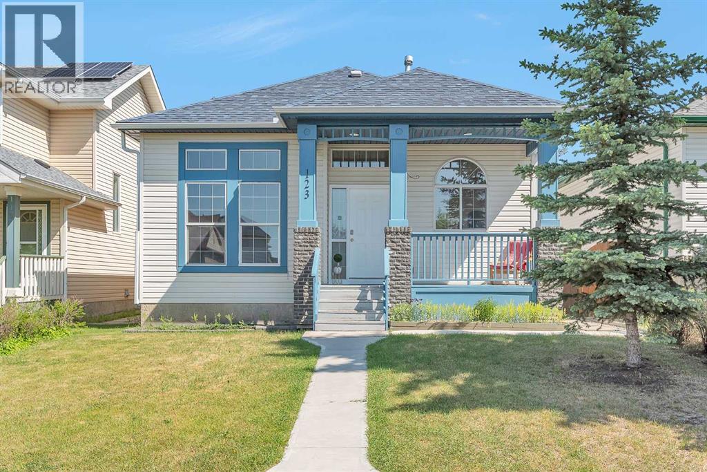 123 Somerside Grv SW, Calgary, AB T2Y 3V2