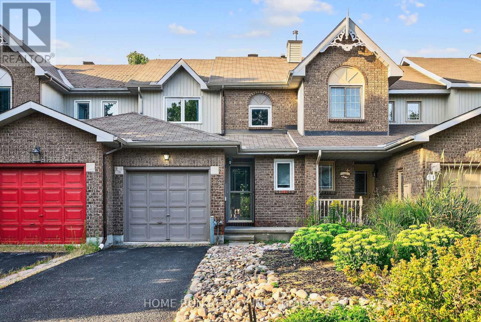 19 Harrington Ct, Ottawa, ON K2K 2S6