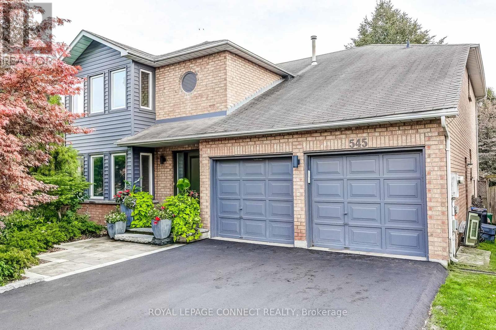 545 Charnwood Ct, Pickering, ON L1V 4Y5