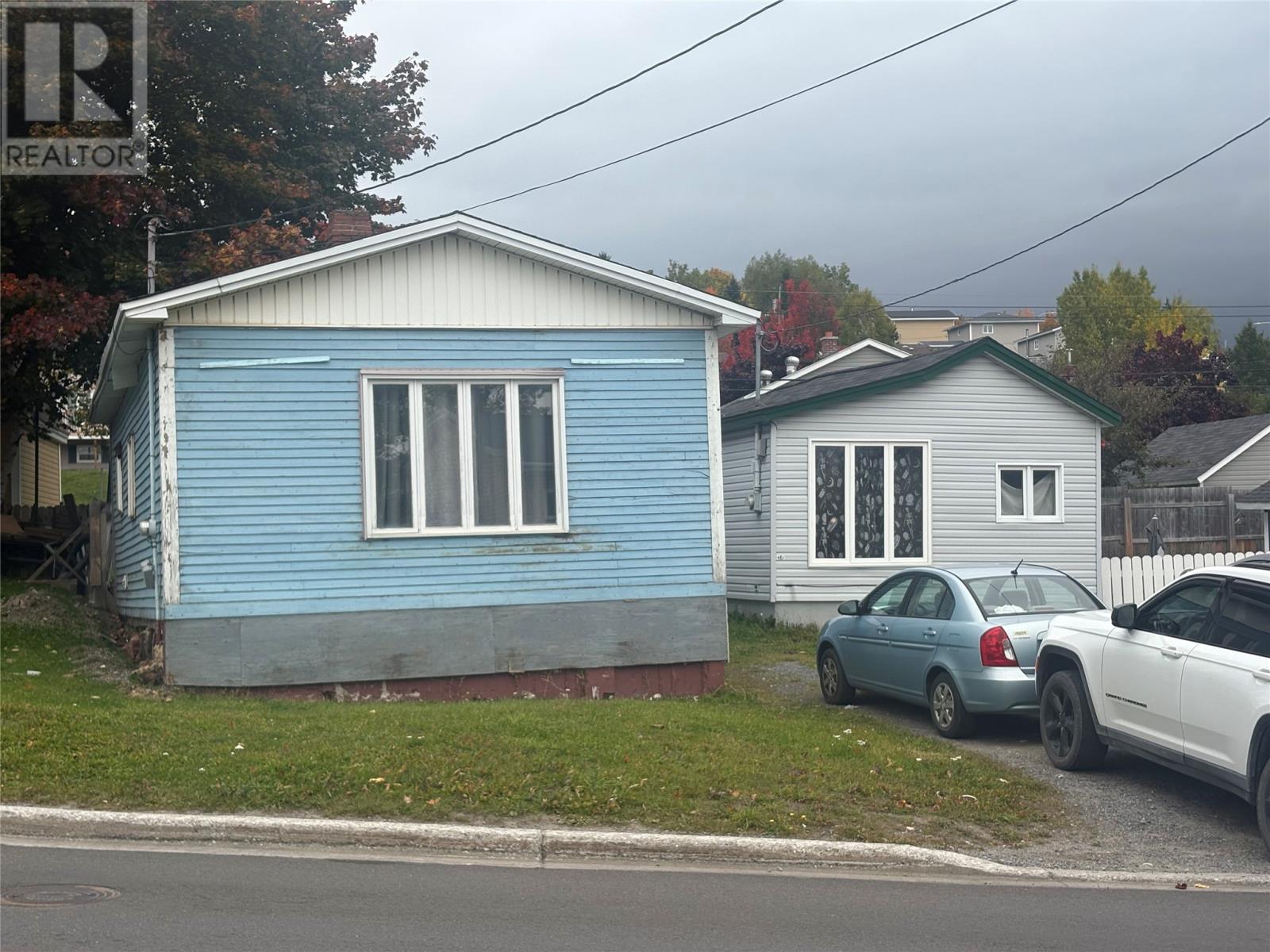 42 Poplar Rd, Corner Brook, NL A2H 4T7