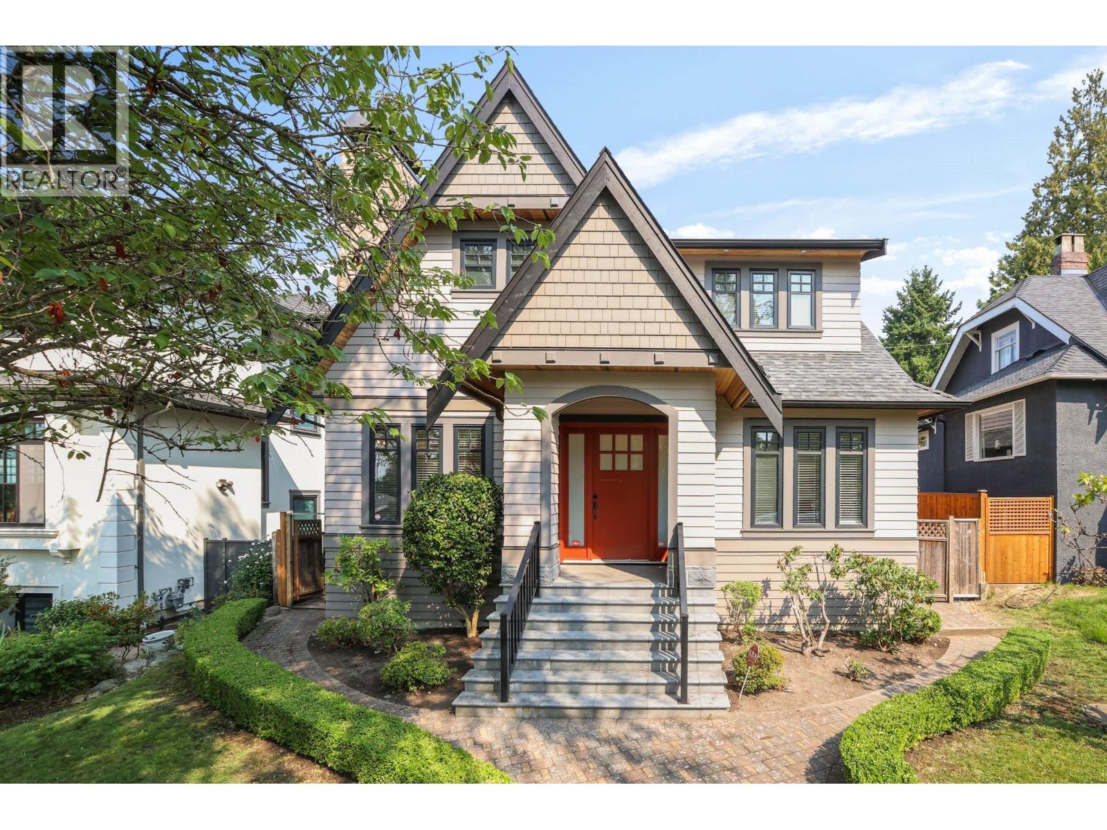 3553 W 31st Ave, Vancouver, BC V6S 1X8