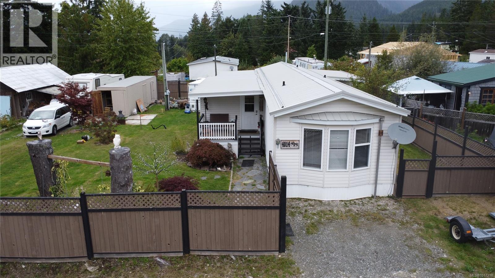 4014 Elk Dr, Woss, BC V0N 3P0