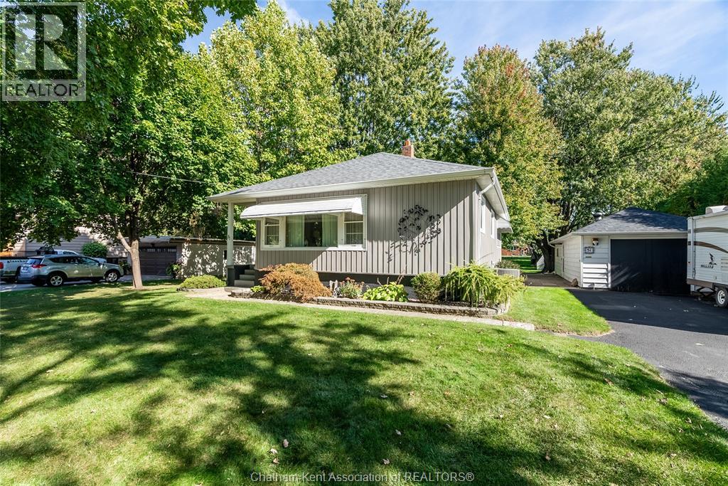 51 Glenwood Dr, Chatham, ON N7L 3X3