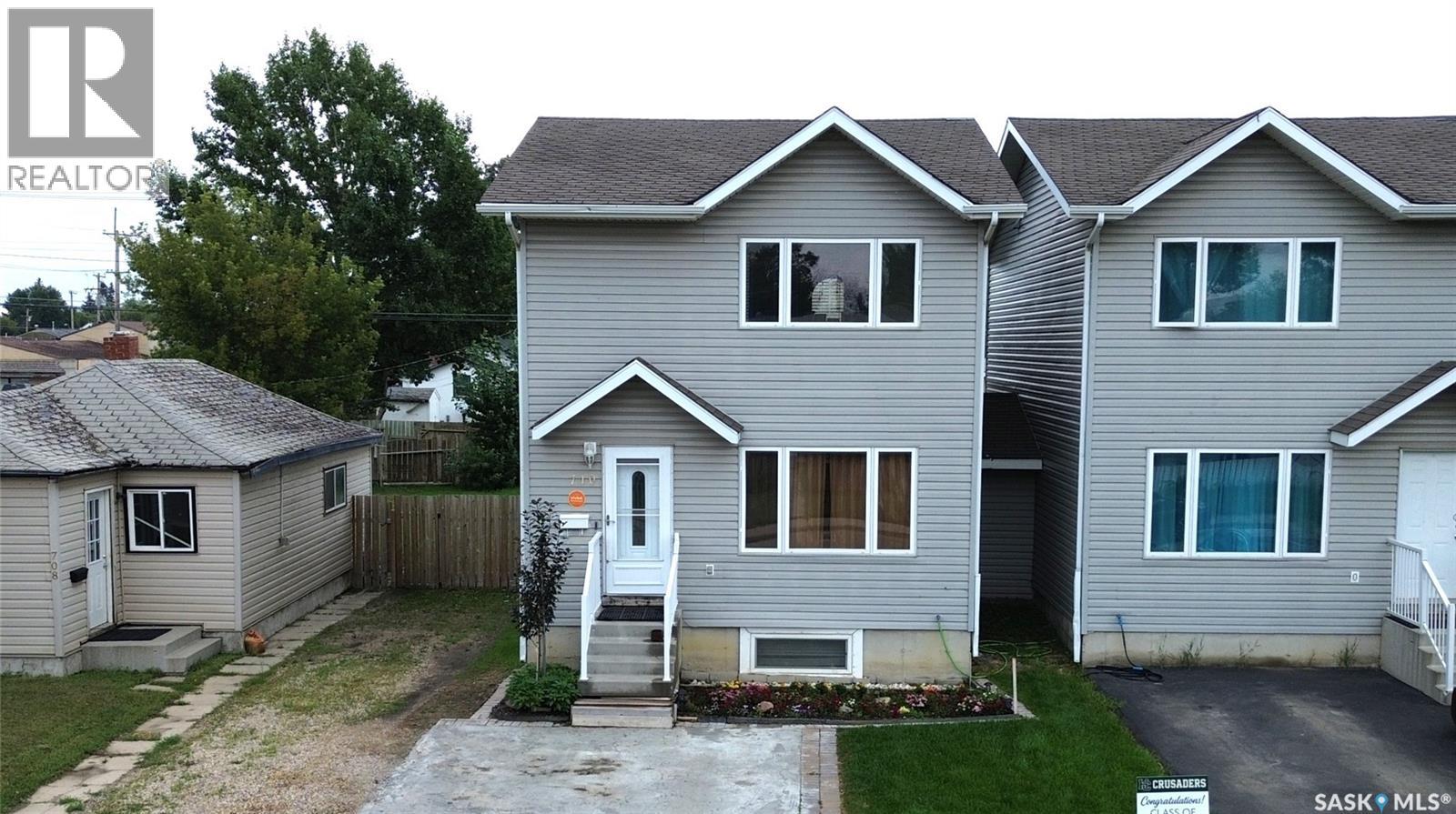 710 Weldon Ave, Saskatoon, SK S7M 2V2