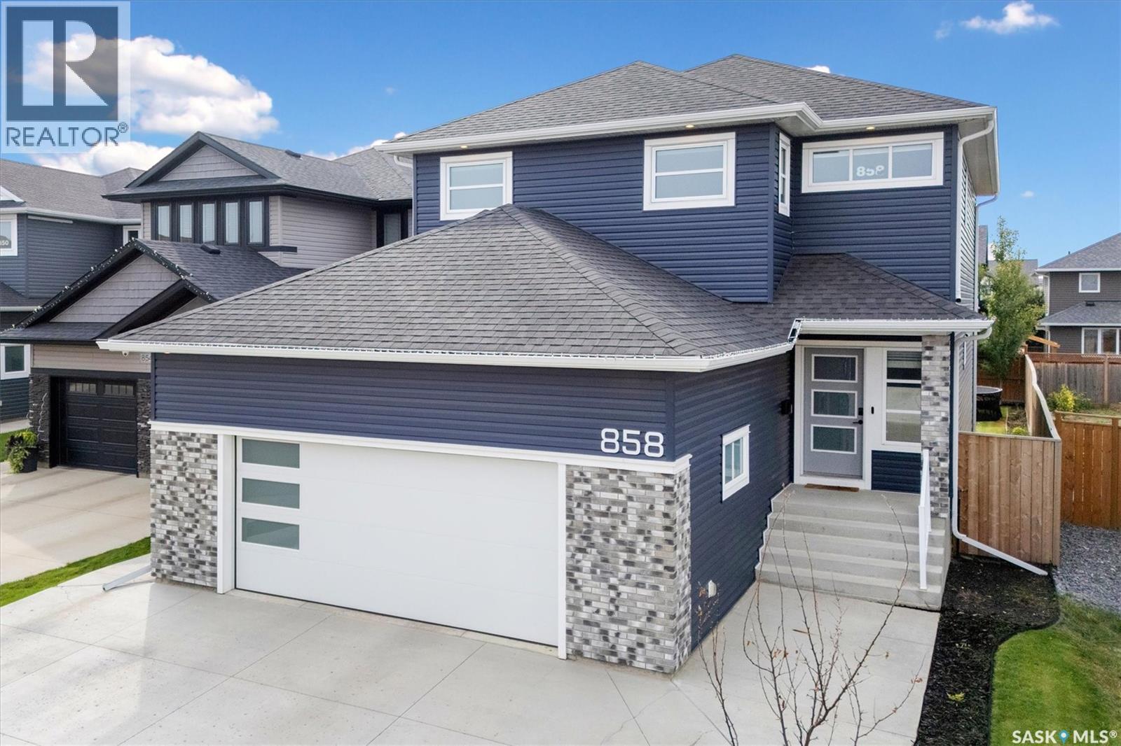 858 Childers Rise, Saskatoon, SK S7L 6T9
