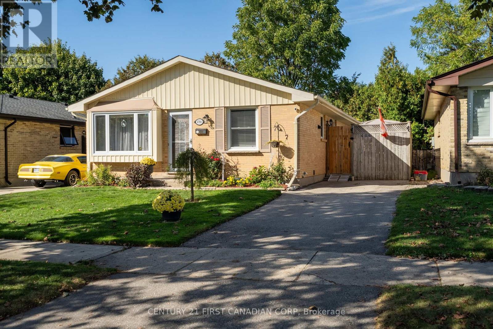 486 Ferndale Ave, London, ON N6C 2Z1