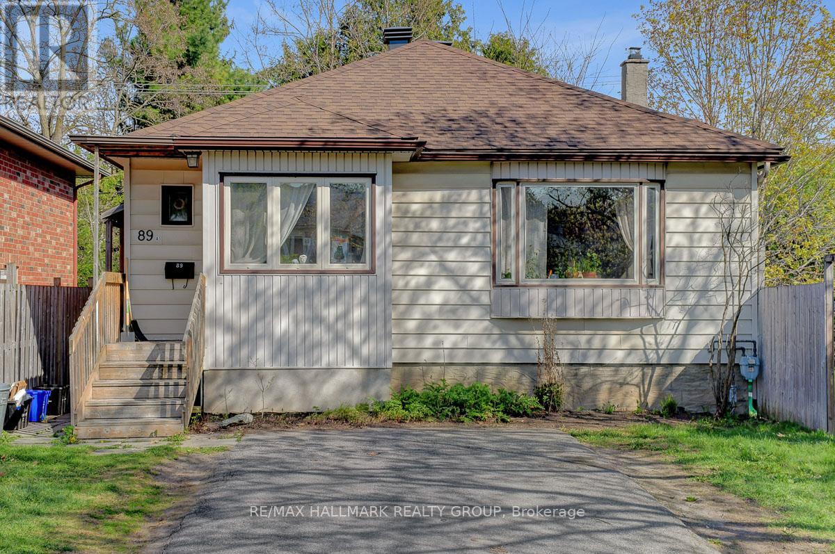 89 Tower Rd, Ottawa, ON K2G 2G1