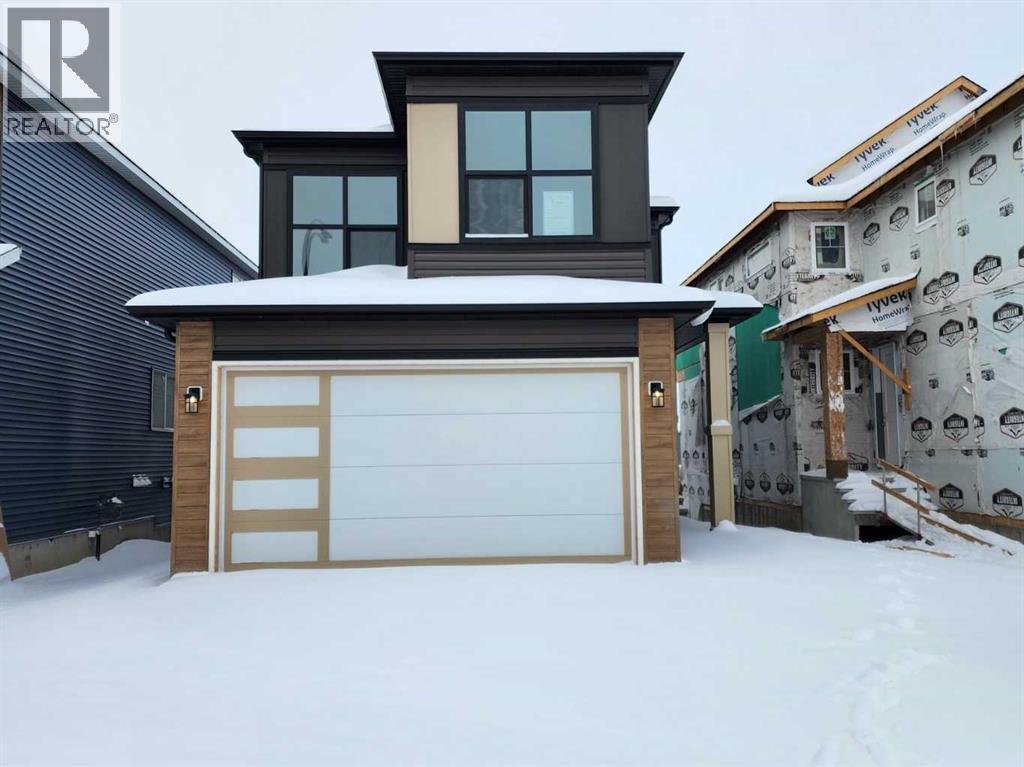 86 Lucas Pl NW, Calgary, AB T3P 2E5