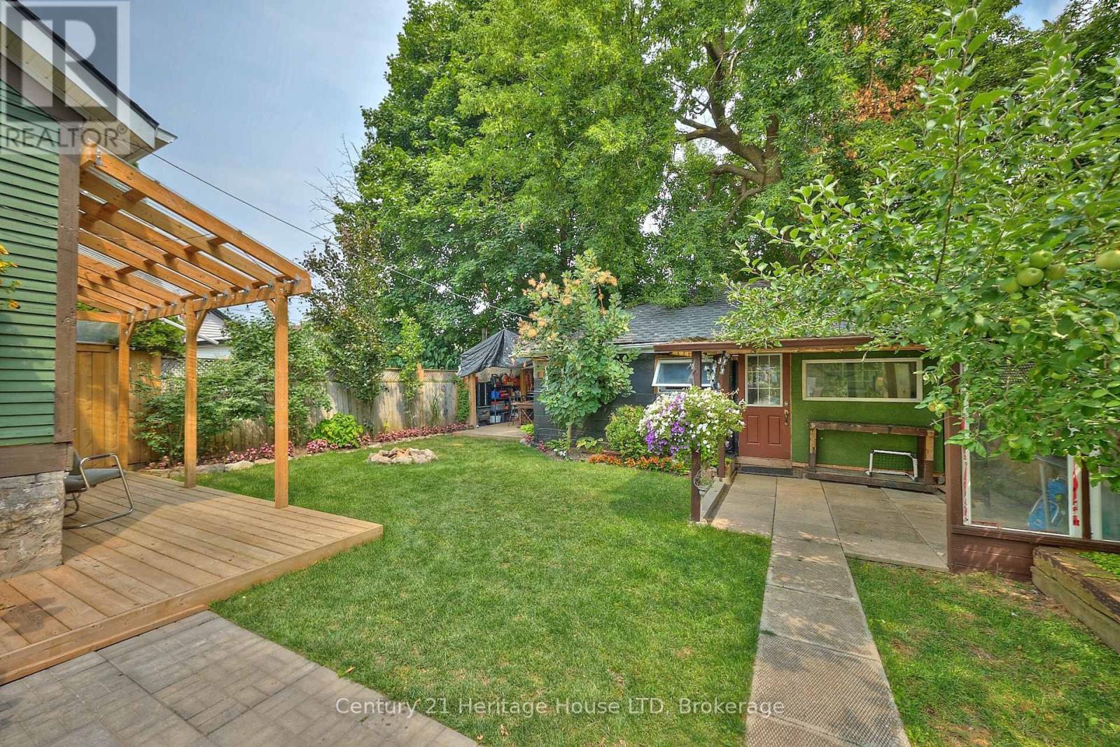 5086 Hutton Ave, Niagara Falls, ON L2E 3X4