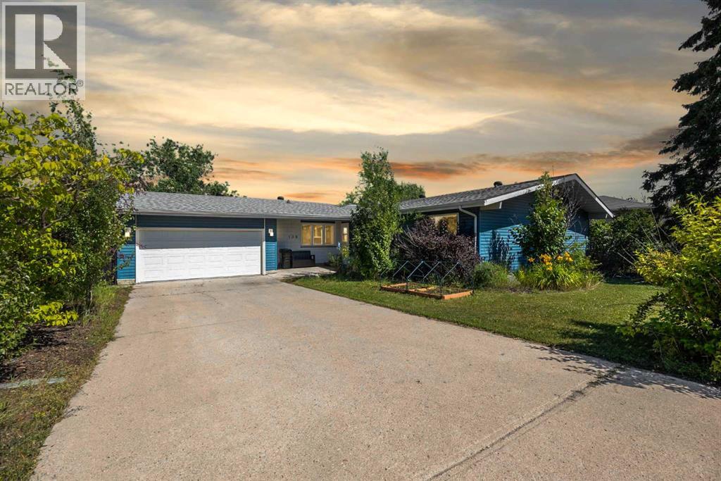 108 Romar St, Fort Mcmurray, AB T9H 2V9