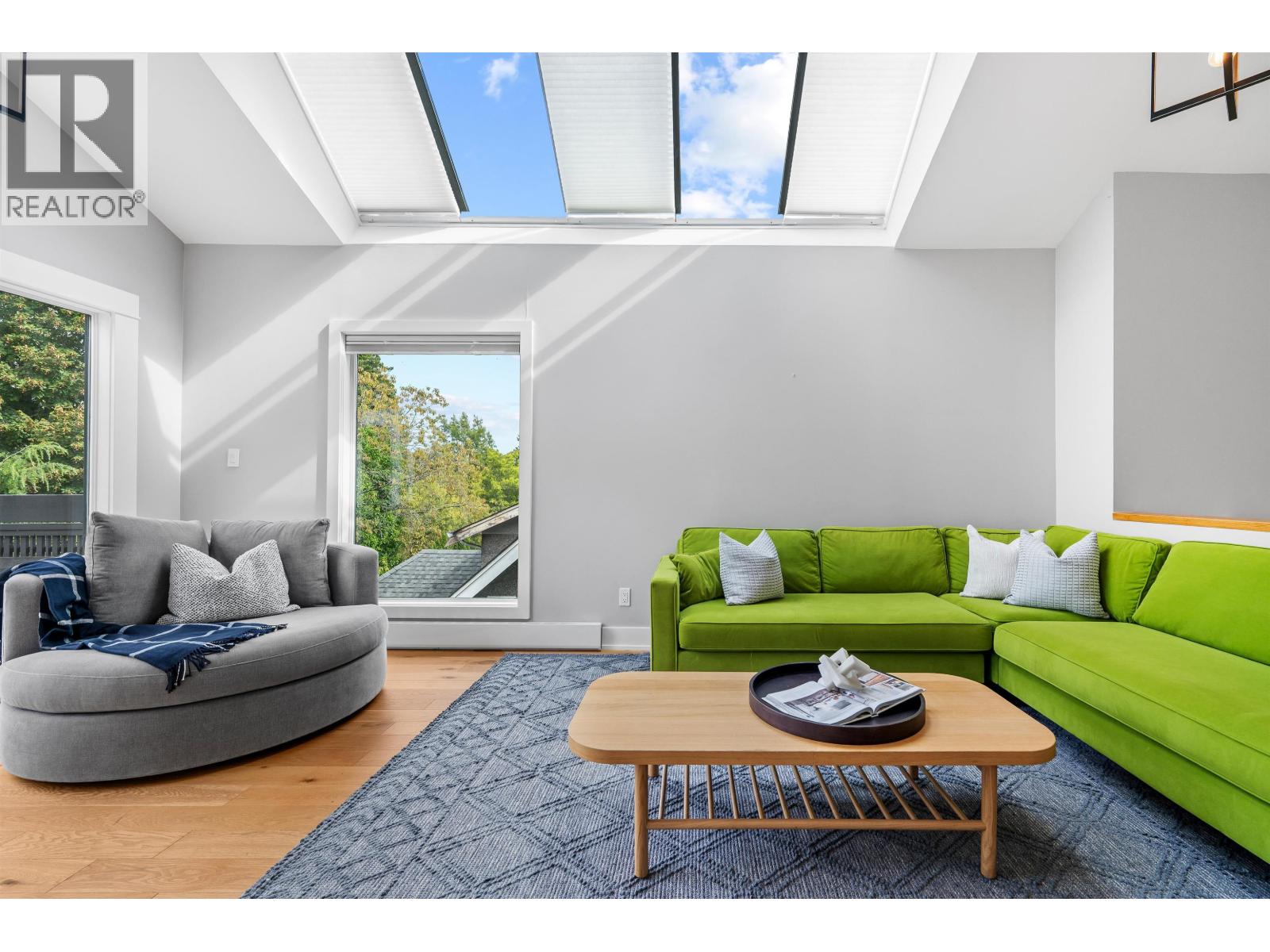 1866 W 15th Ave, Vancouver, BC V6J 2L1