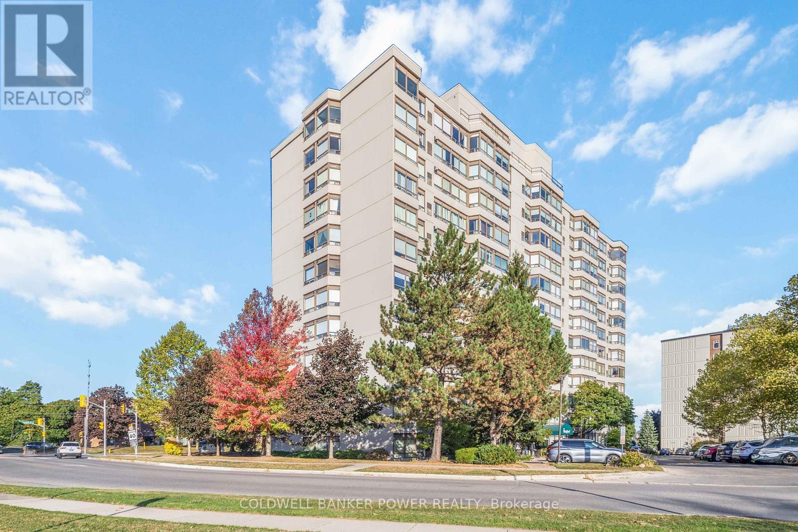606 744 Wonderland Rd S, London, ON N6K 4K3