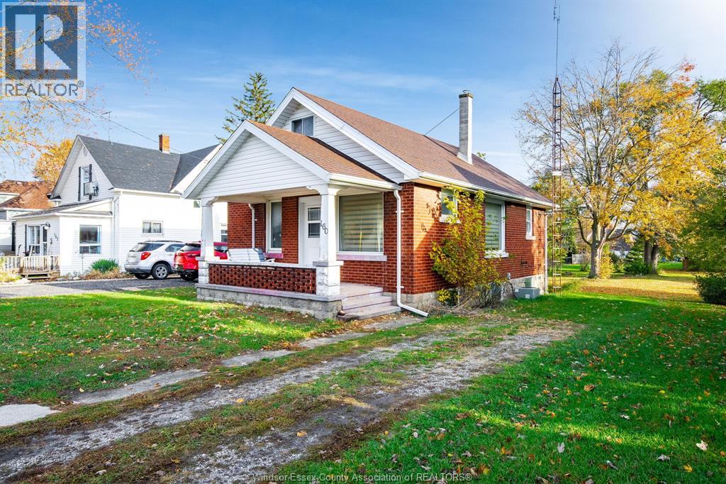 160 County Rd 34 W, Kingsville, ON N0R 1B0