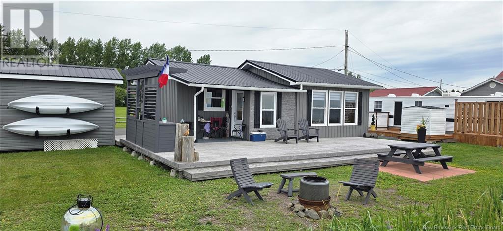 8 Allee Des Chalets Sud, Pointe-Verte, NB E8J 2R6