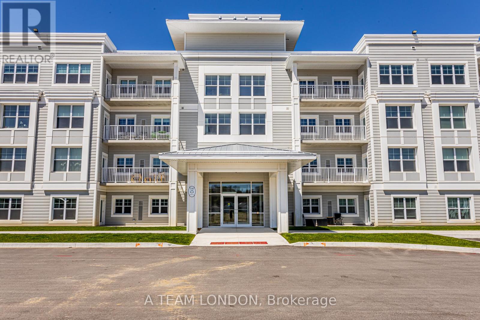 204 100 The Promenade, Central Elgin, ON N5L 0B7