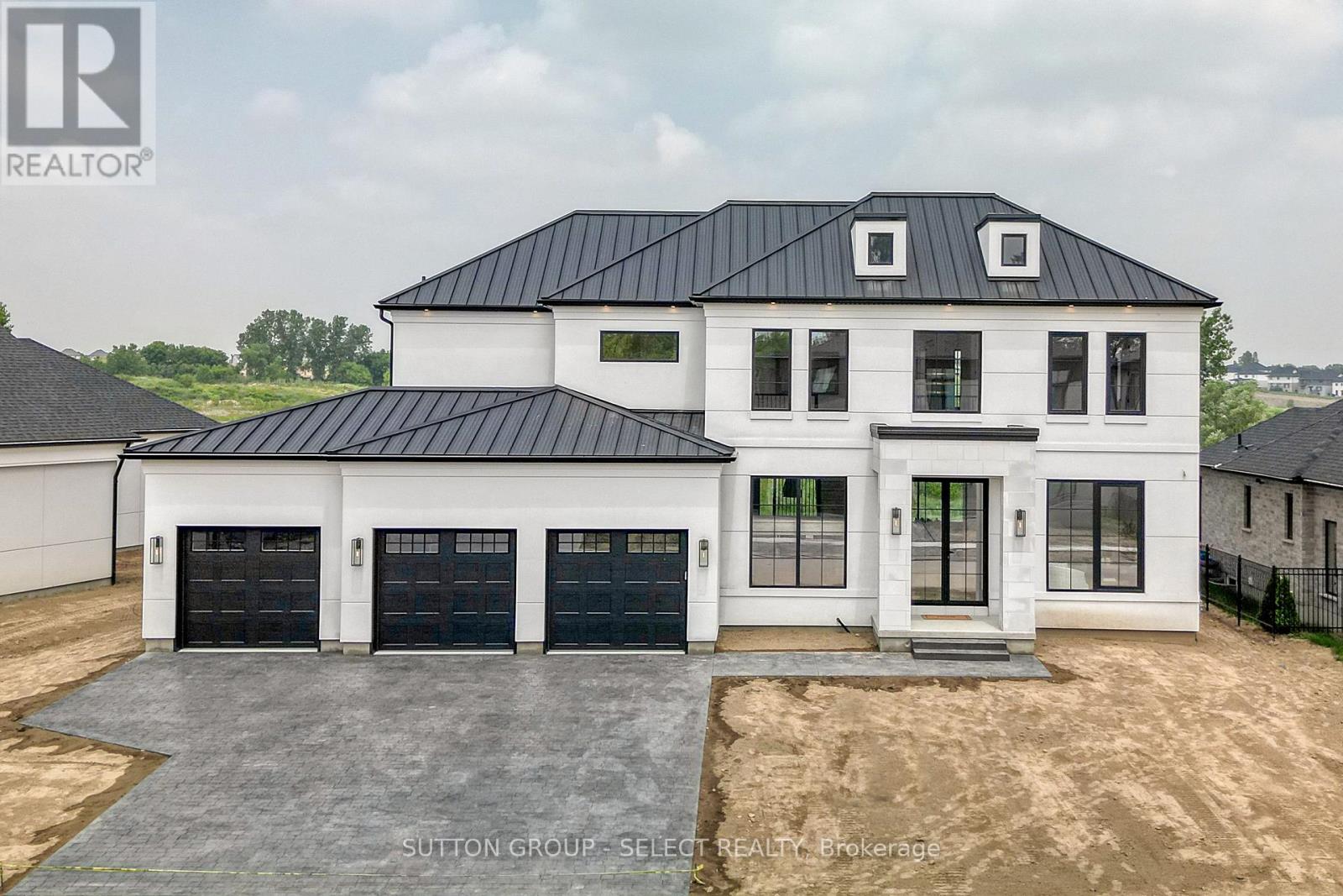 169 Edgewater Blvd, Middlesex Centre Komoka, ON N0L 1R0