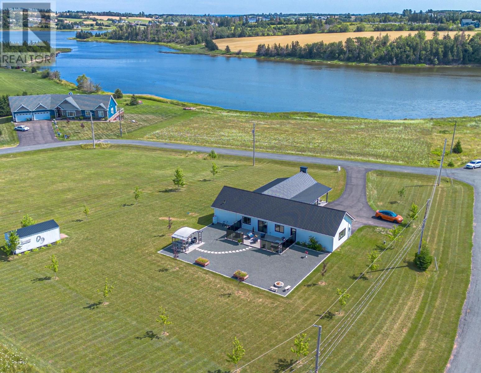 92 Highland View Dr, New Glasgow, PE C0A 1N0