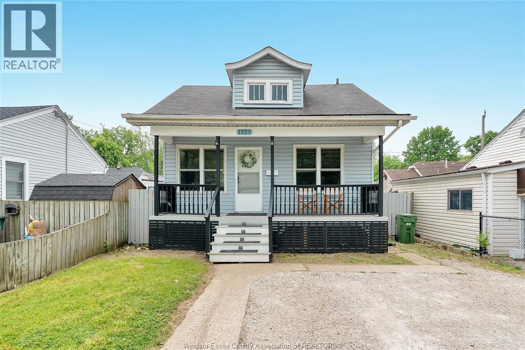 1323 Prince Rd, Windsor, ON N9C 3A5