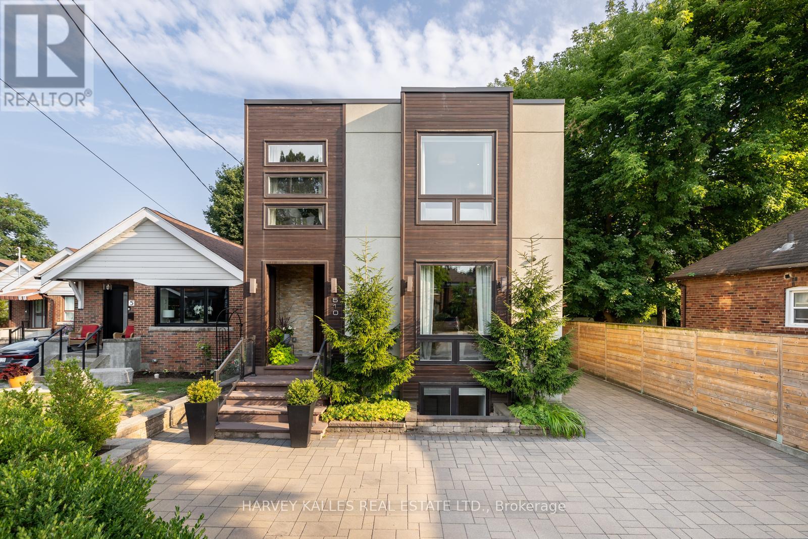510 Donlands Ave, Toronto, ON M4J 3S7