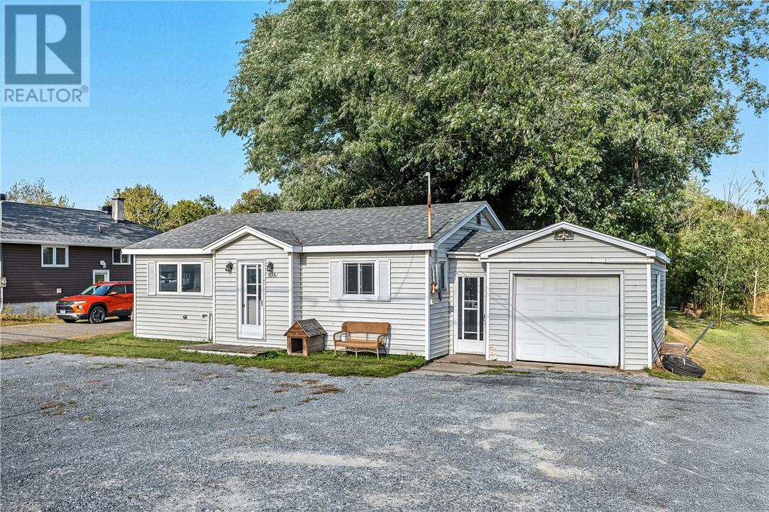 1698 Highway 69 North Hwy, Val Caron, ON P3N 1M3