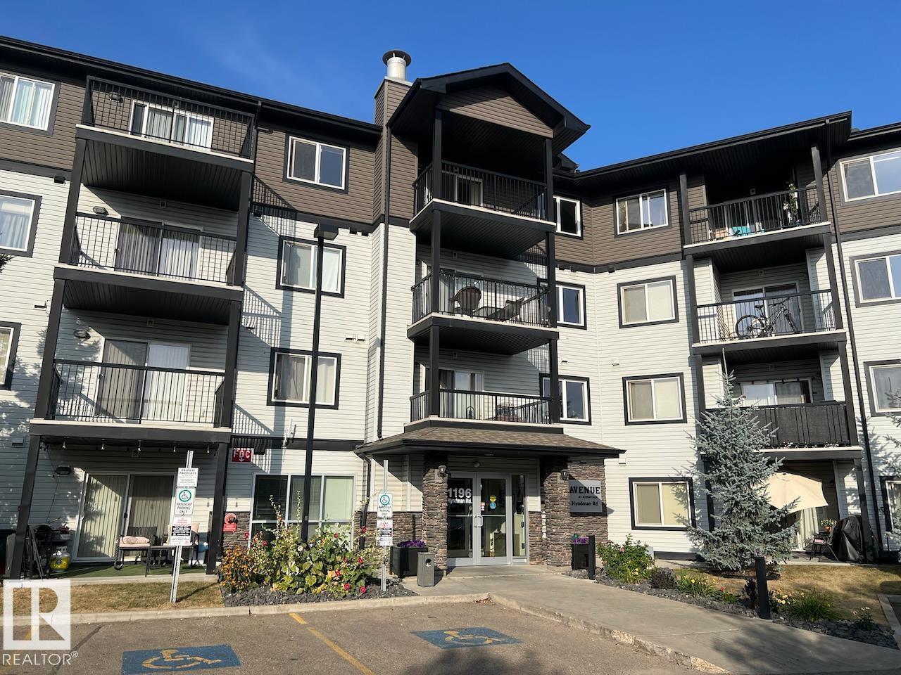 1196 Hyndman Road Northwest #459, Edmonton, AB T5A 0X8