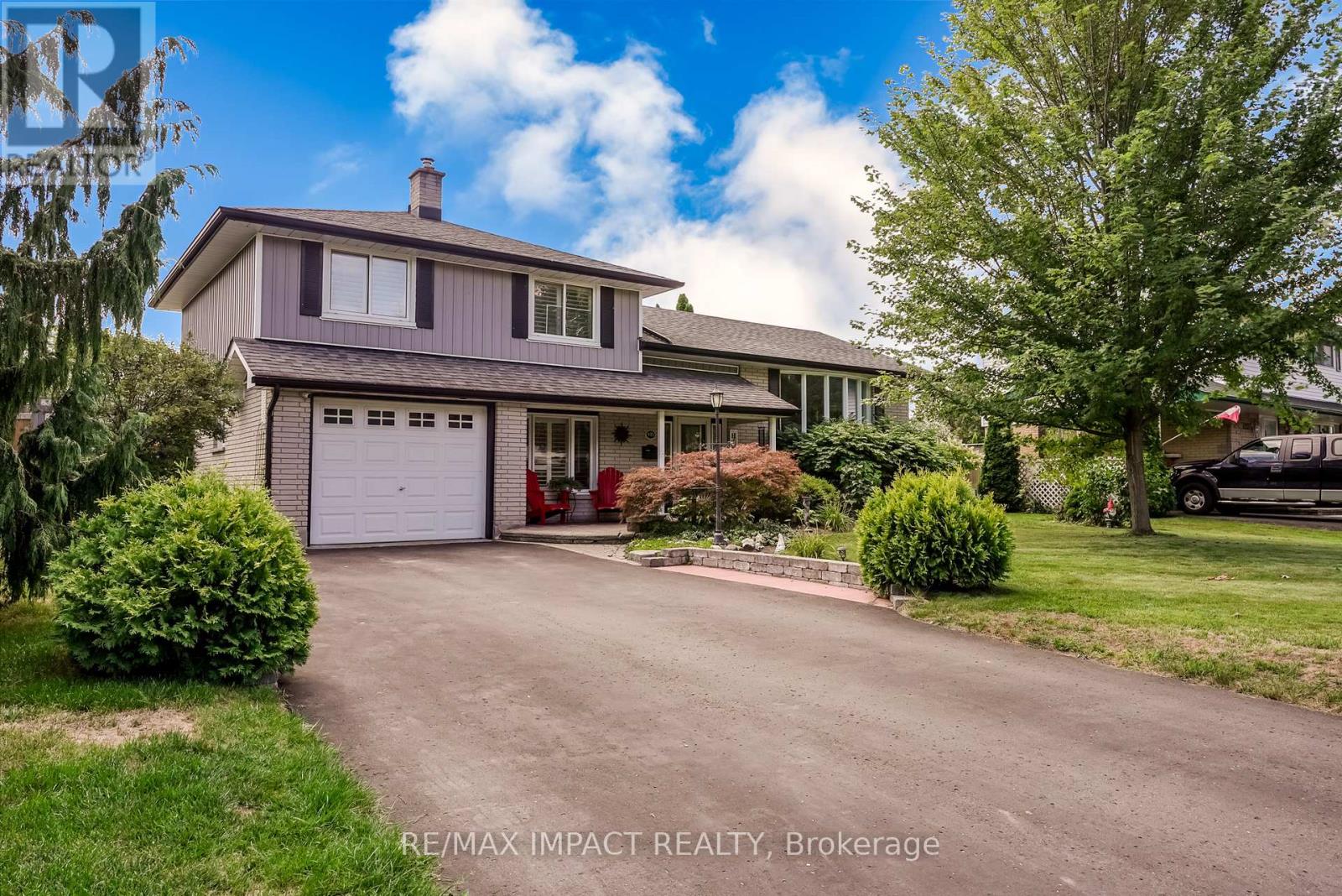 415 Jane Ave, Oshawa, ON L1J 3L6