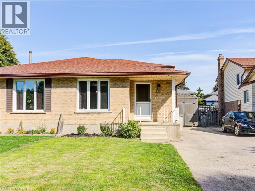 49 Linden Ct, Stratford, ON N5A 7P2