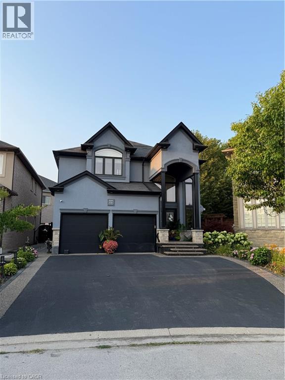 11 Donatello Ct, Hamilton, ON L9B 0C2