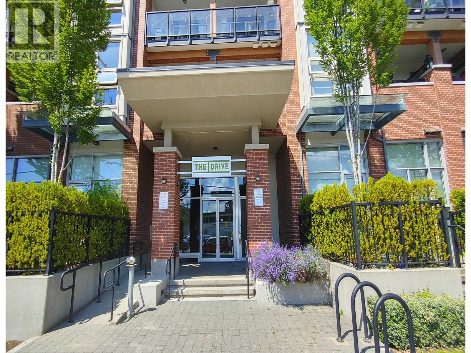 1182 W 16th Street Unit 209, North Vancouver, BC V7P 0B3