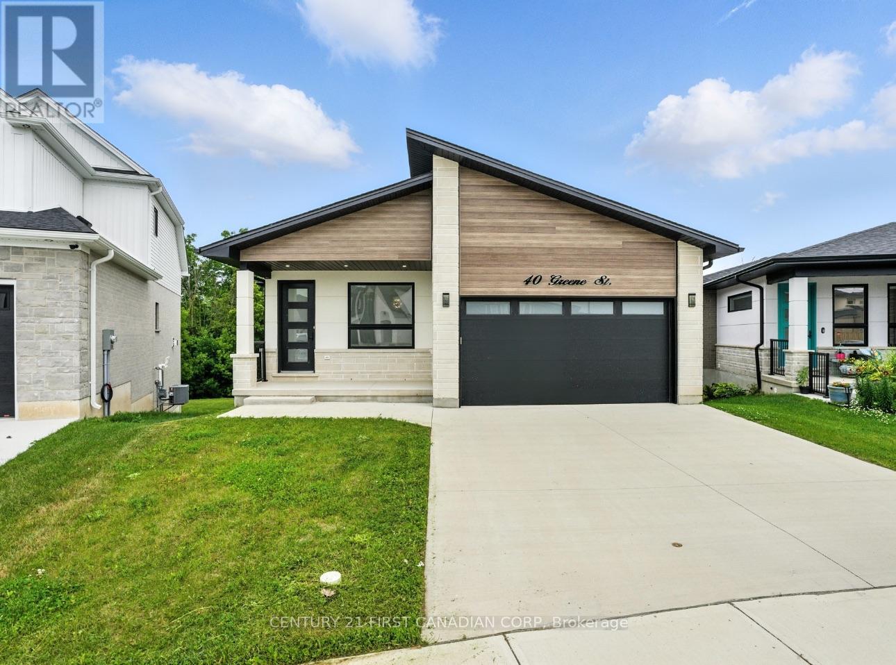 40 Greene St, South Huron, ON N0M 1S2