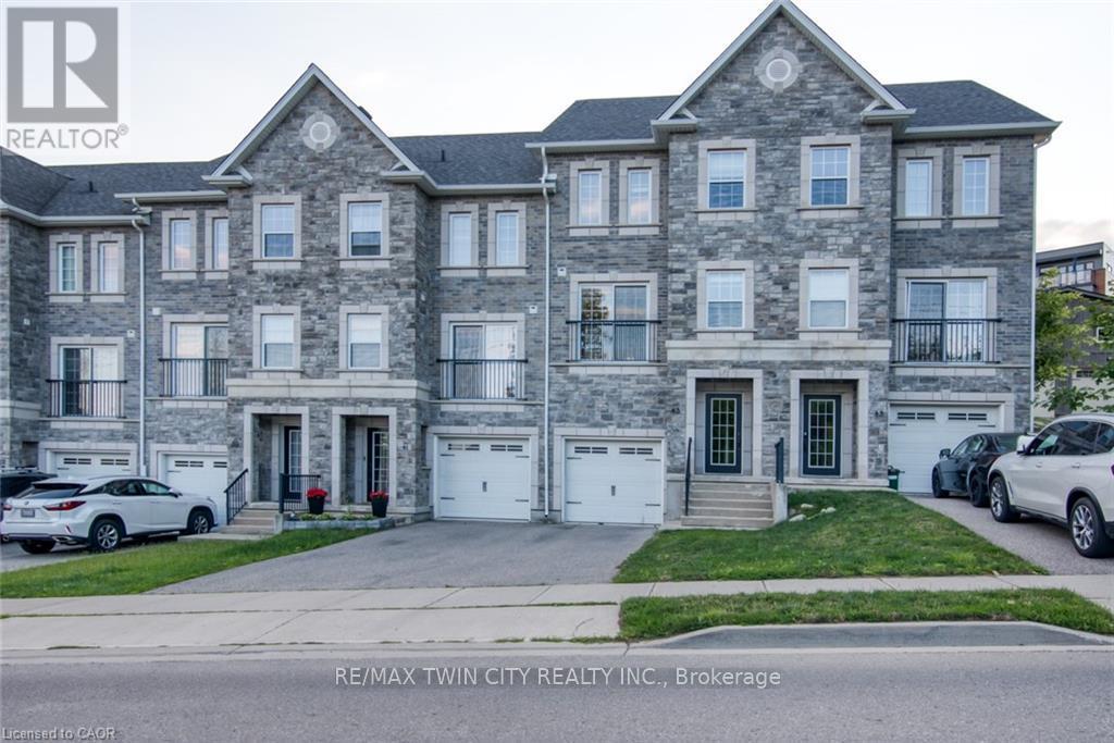 43 Woolwich St, Kitchener, ON N2K 1S2