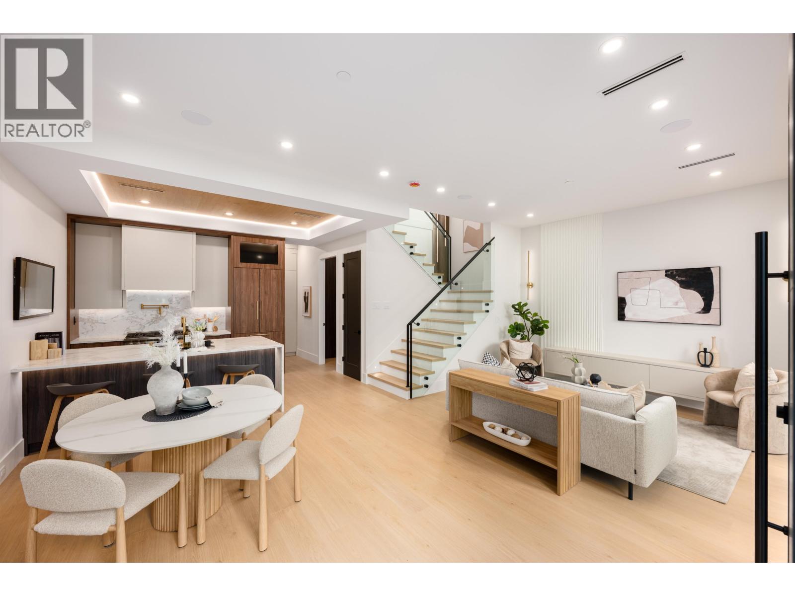 3466 Franklin Street Unit 2, Vancouver, BC V5K 1Y3