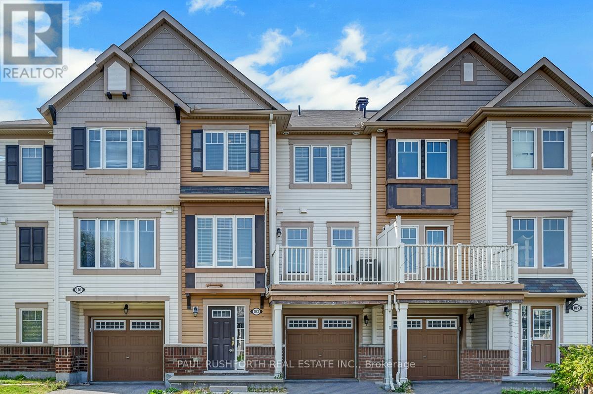 103 Eclipse Cres, Ottawa, ON K4A 0R5