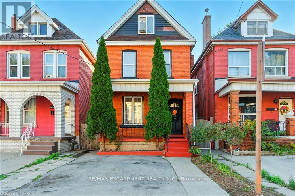 44 Holton Ave N, Hamilton, ON L8L 6H4