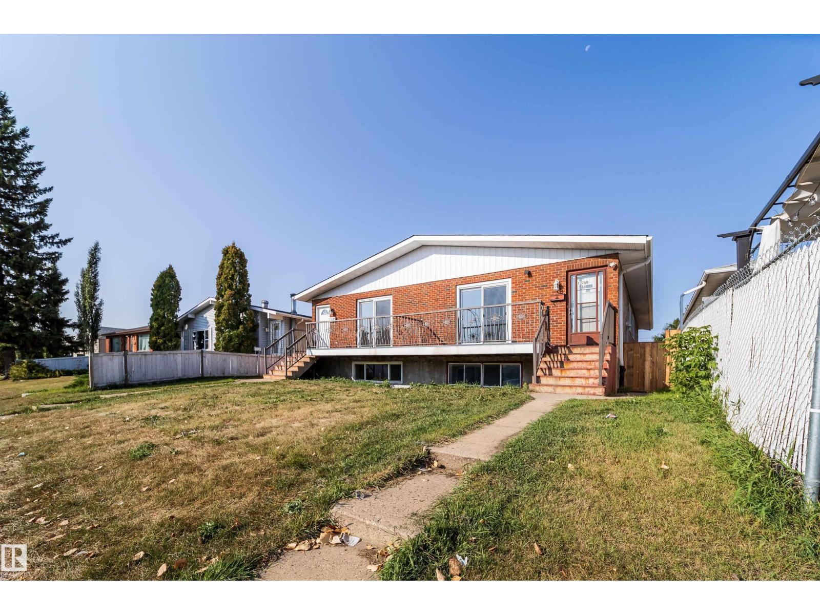 1274850 85 St NW, Edmonton, AB T5E 2Y7