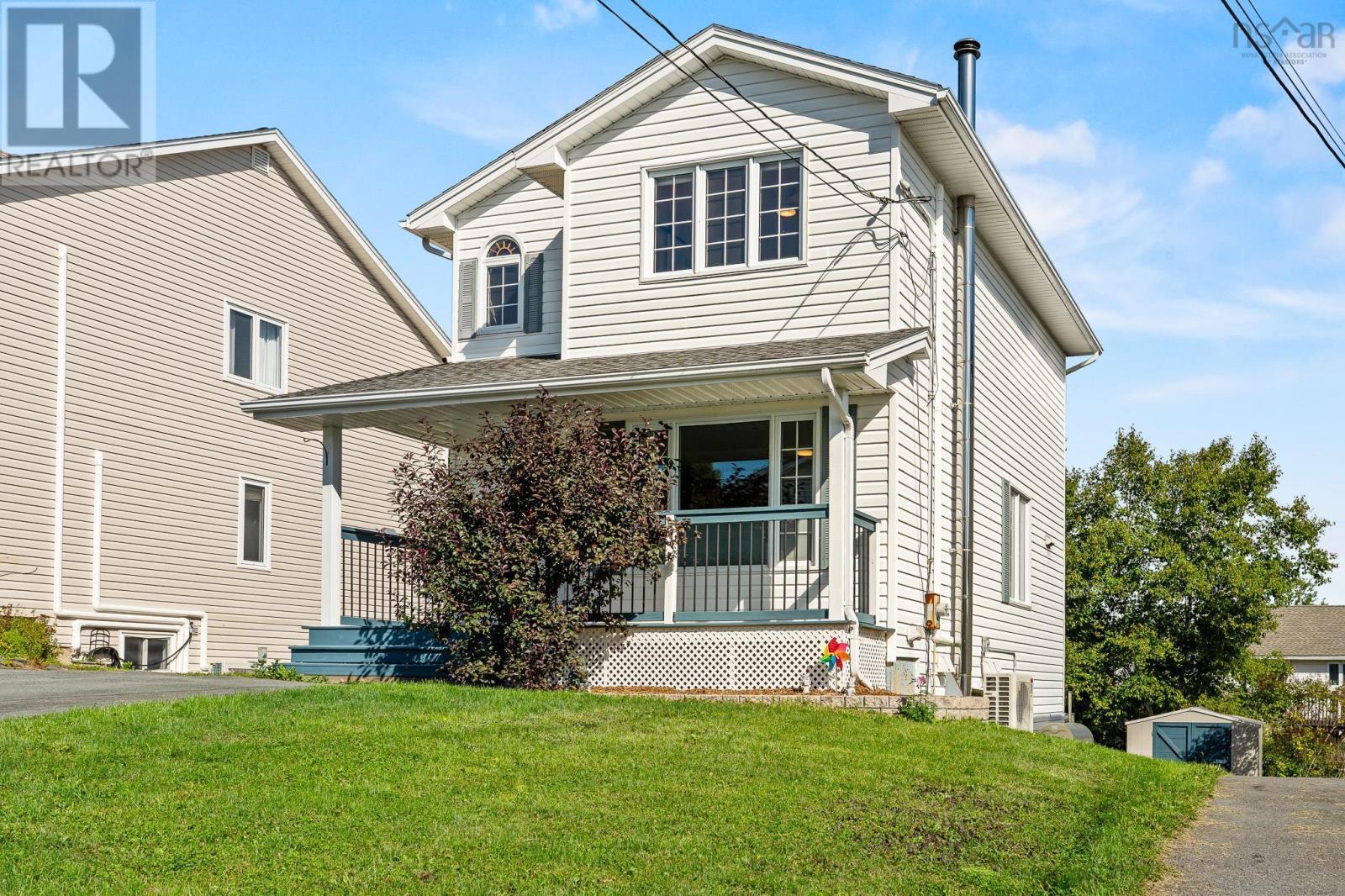 44 Cassandra Dr, Dartmouth, NS B2W 6H4