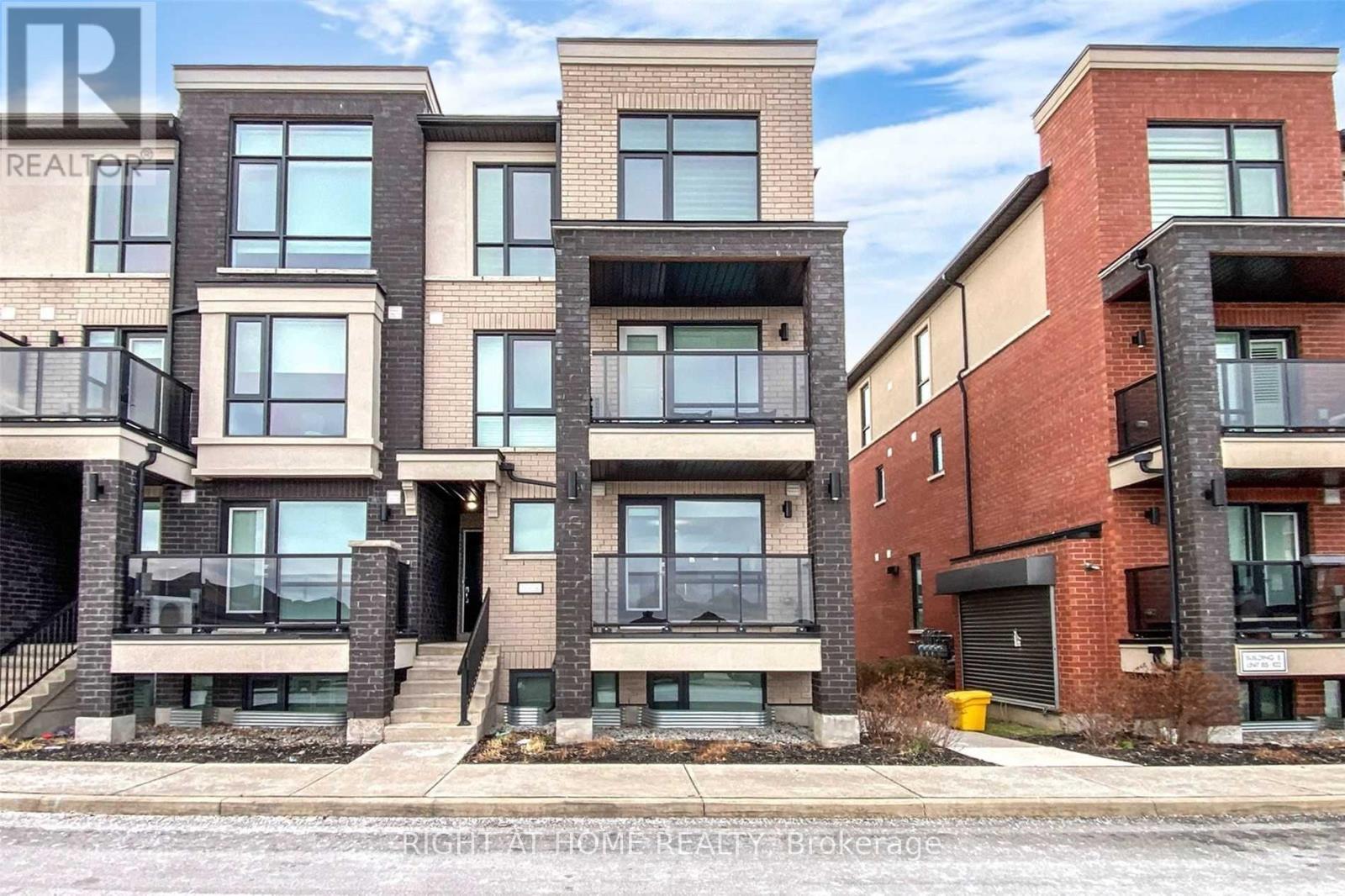 82 100 Dufay Rd, Brampton, ON L7A 4S3