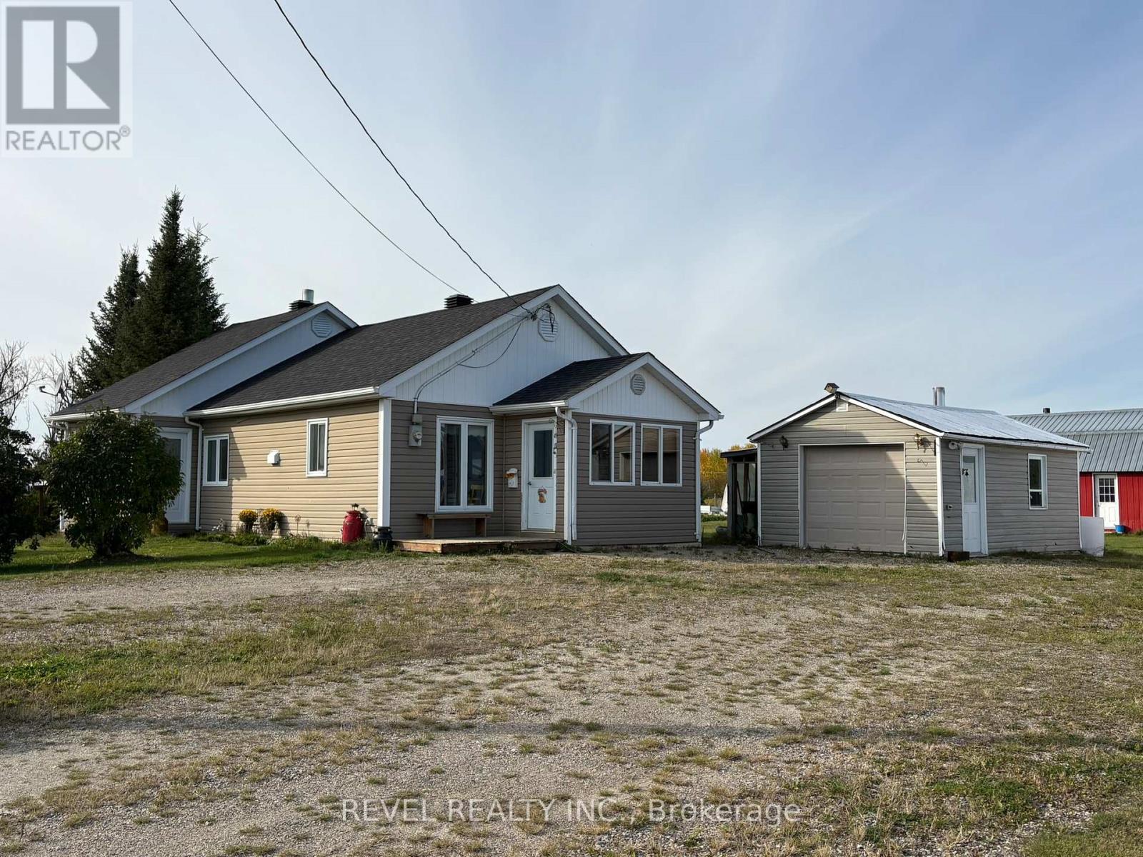 92 Concession 15, Kapuskasing, ON P0L 2G0