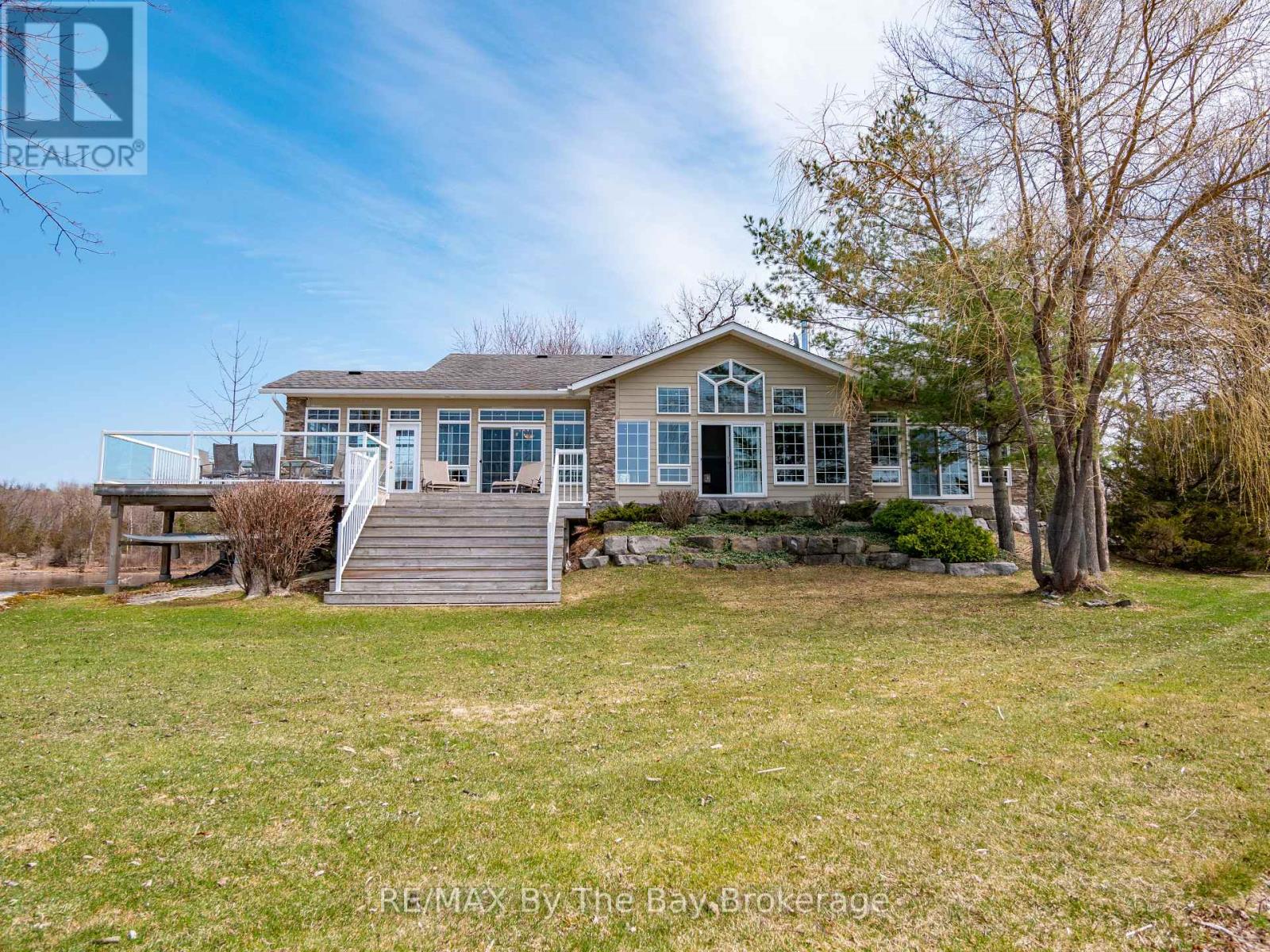 80 Arbour Trl, Tay, ON L0K 2C0
