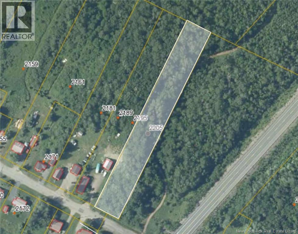 2205 St Mary Ave, Bathurst, NB E2A 2E3