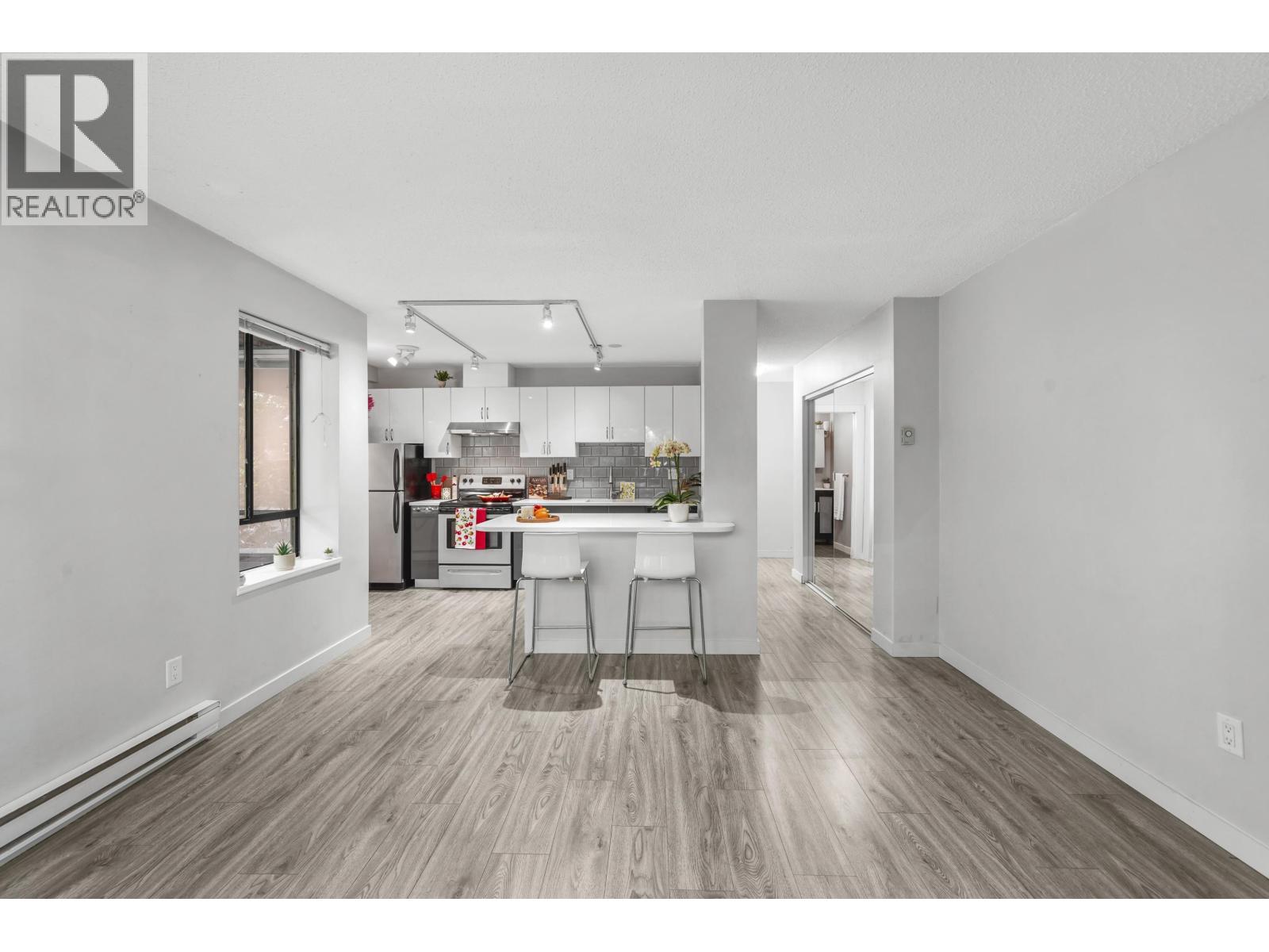 2920 Ash Street Unit 104, Vancouver, BC V5Z 4A6