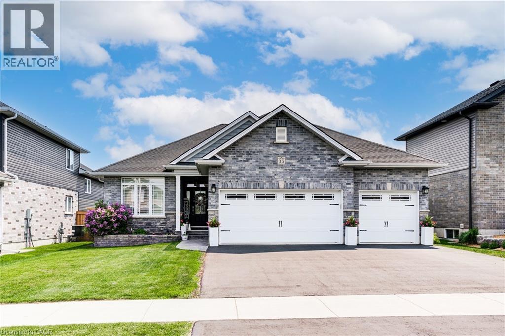 35 Lock St, East Zorra-Tavistock, ON N0J 1M0